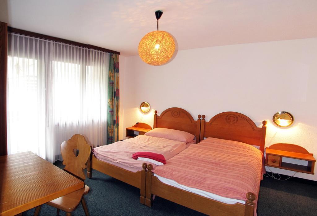 Everest Saas-Fee Rom bilde